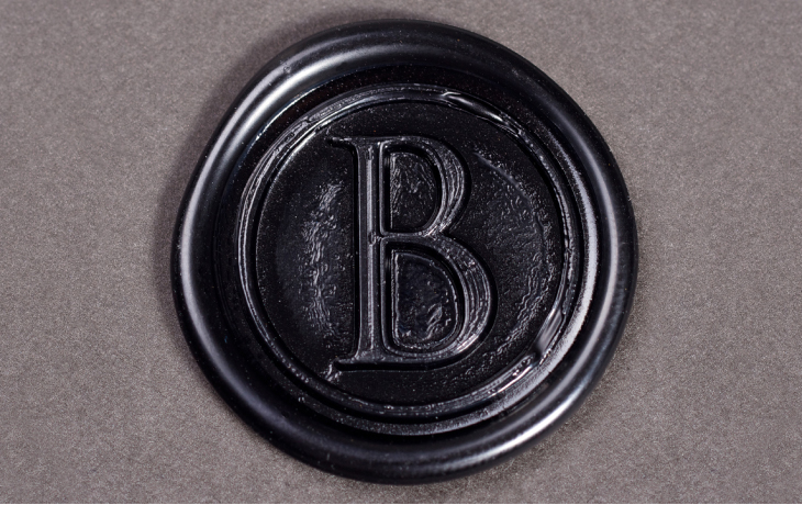 MB_IDENTITY_01